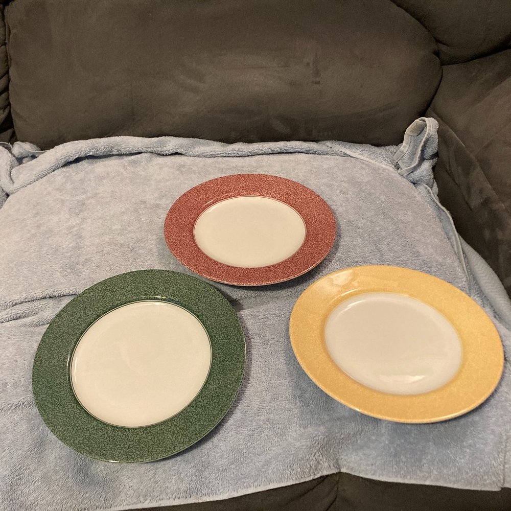 1999 SPODE SALAD PLATES (3)-VERMICELLI-Yellow-Red-Green-7.75" Dia-New with Tags